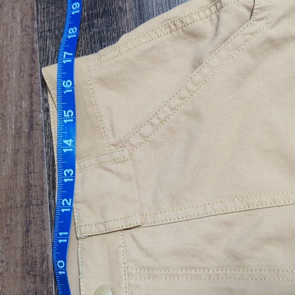 Woolrich Front Pocket Cargo Shorts Size 34x9" Style S3091 Wheat - Picture 7 of 8